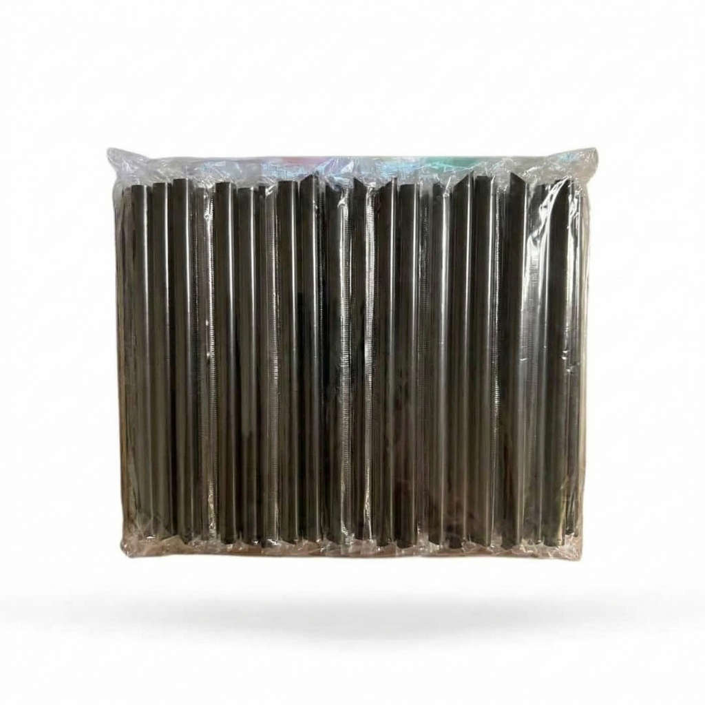 Verpackung mit schwarzen Bubble-Tea-Strohhalmen